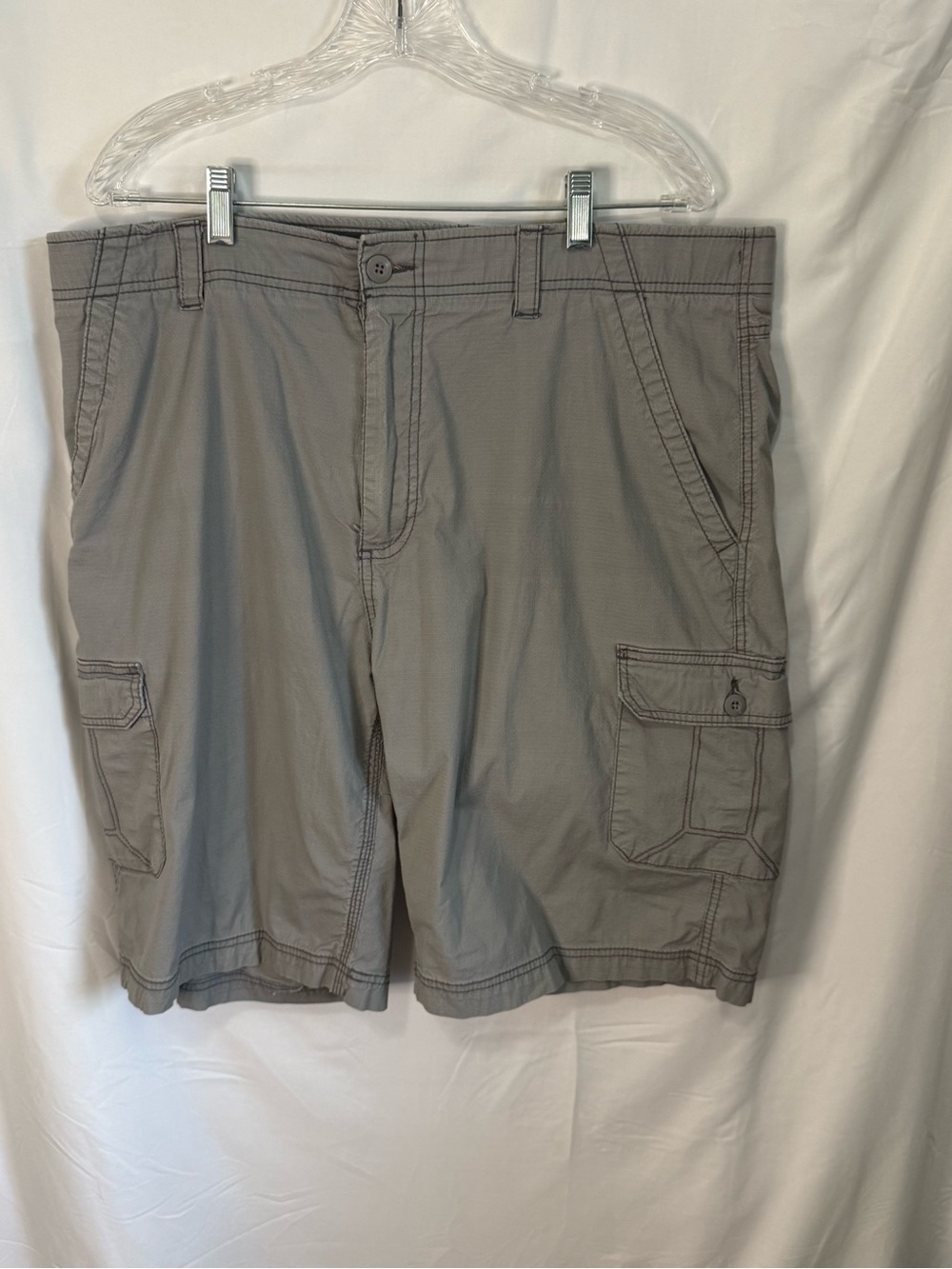 Wear First Men’s Cargo Shorts Size 40 Gray Stretch Cotton Utility Pockets